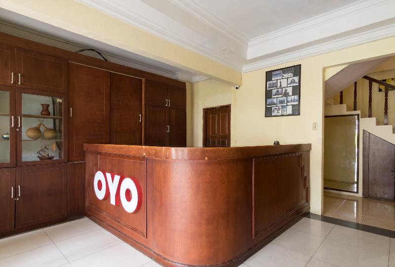 Oyo 1030 Hotel Bumi Asih Medan Exterior photo